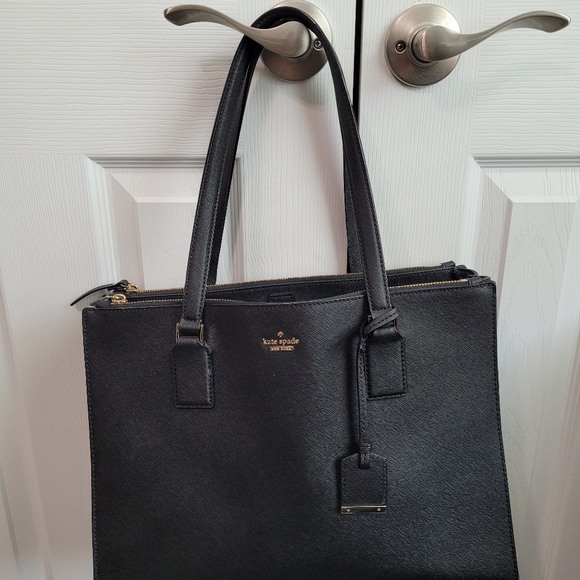 kate spade Handbags - Authentic Kate Spade Large Tote